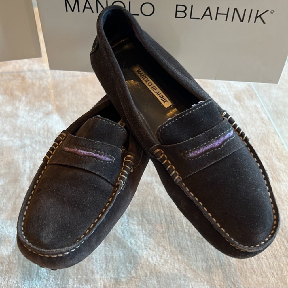 Manolo Blahnik suede  driver loafers